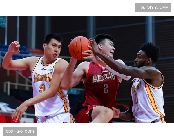 萨内展现惊人速度与爆发力，助球队力克对手