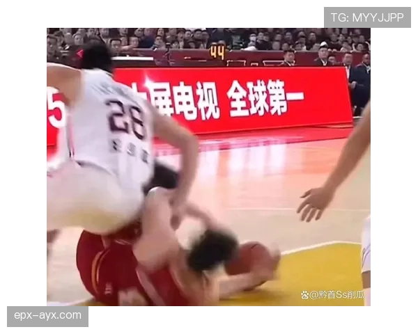 裁判眼中的犯规标准究竟有哪些容易被误判的细节？