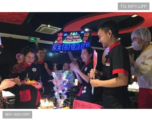 郑赛赛训练完直接打飞的去巴黎买包，这日子谁懂啊